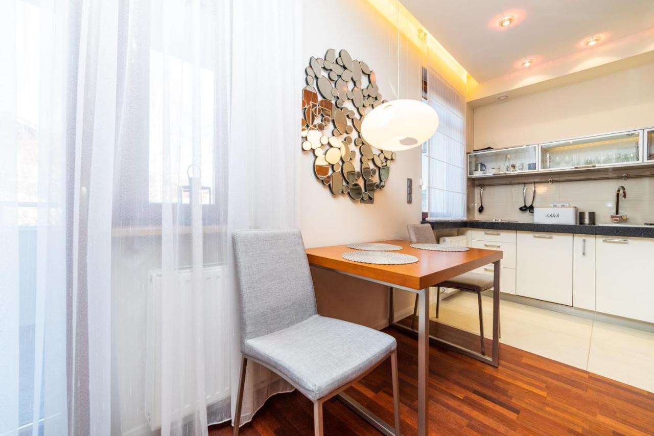 Broadway - Neptun Park By Oneapartments Gdańsk Exterior foto