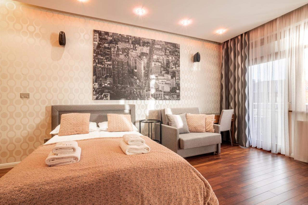Broadway - Neptun Park By Oneapartments Gdańsk Exterior foto