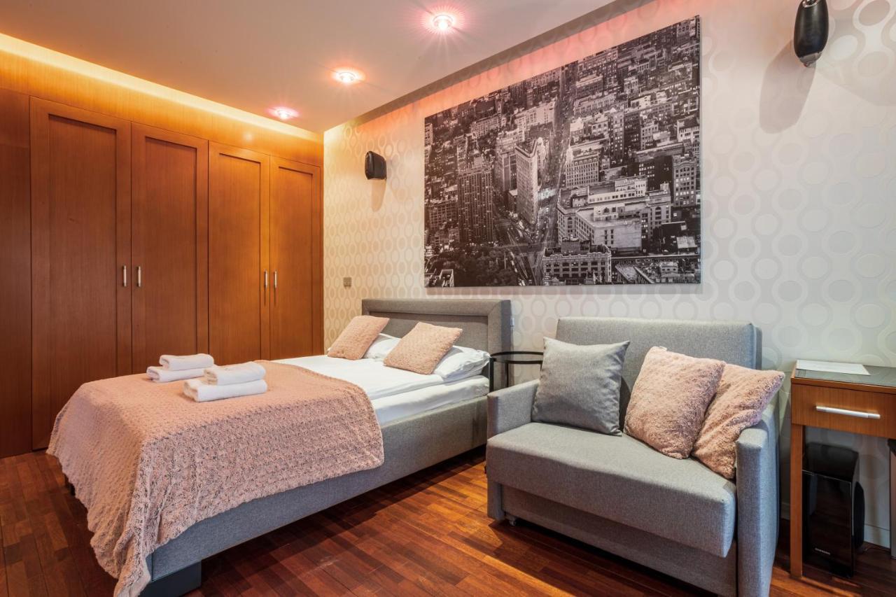 Broadway - Neptun Park By Oneapartments Gdańsk Exterior foto